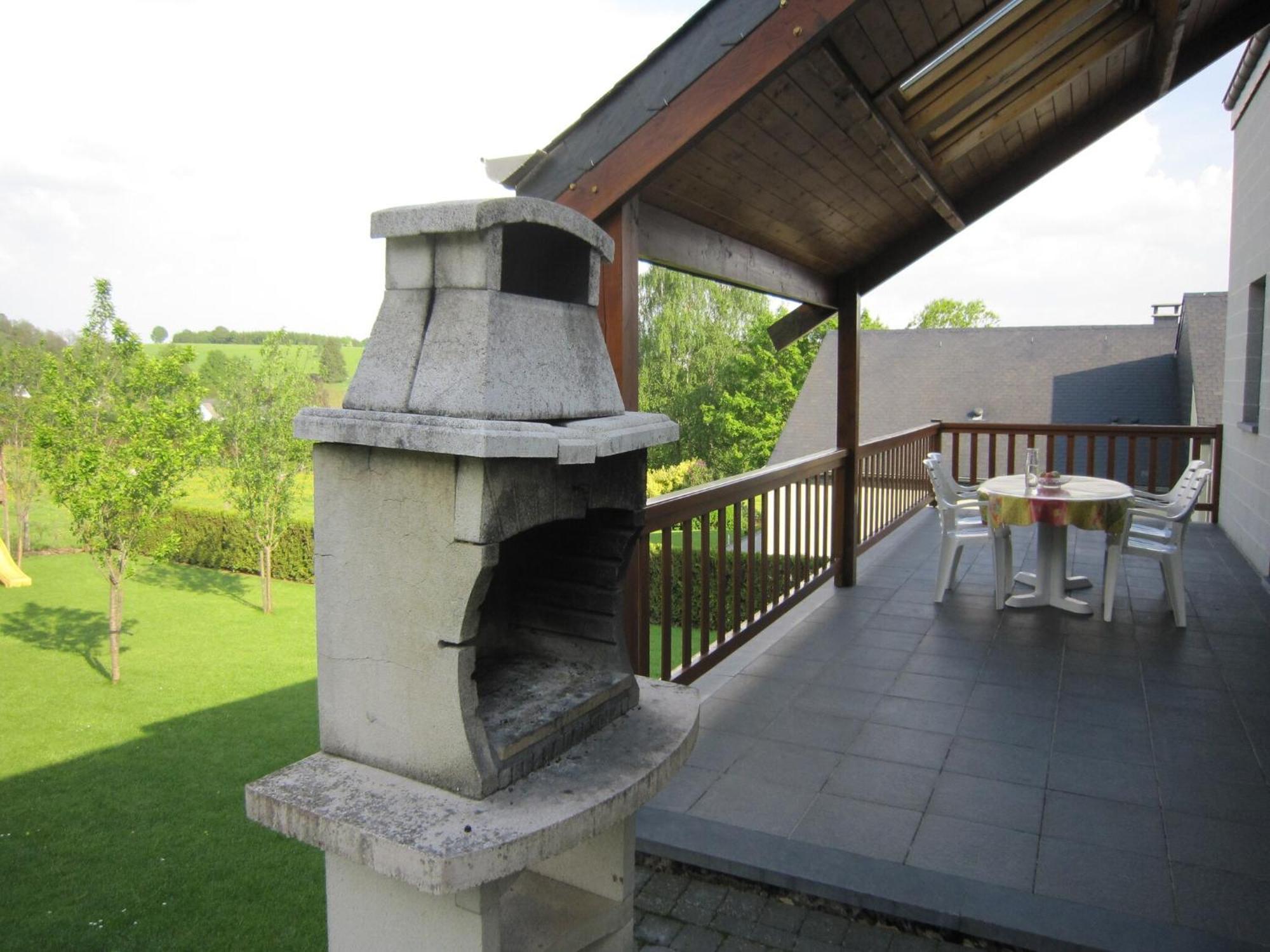 Contemporary Holiday Home In Houffalize With Private Garden Eksteriør billede