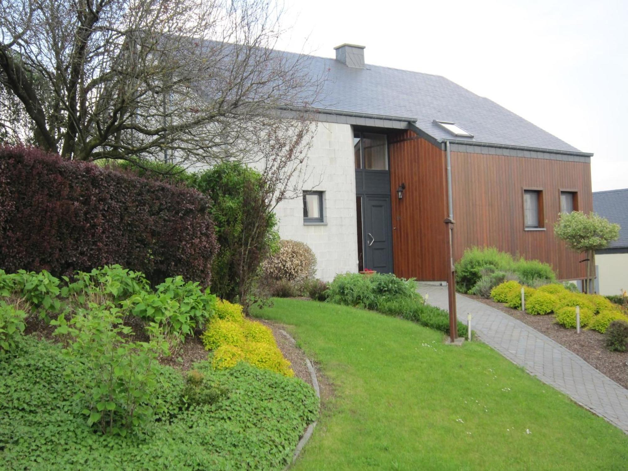Contemporary Holiday Home In Houffalize With Private Garden Eksteriør billede